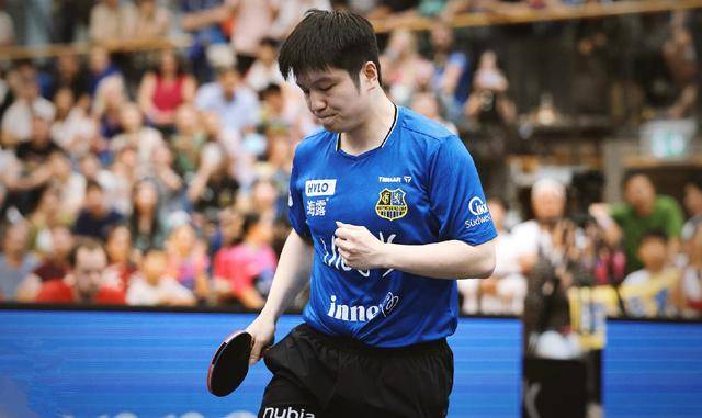 幾經波折 武漢卓爾險勝浙江綠城成功保級.