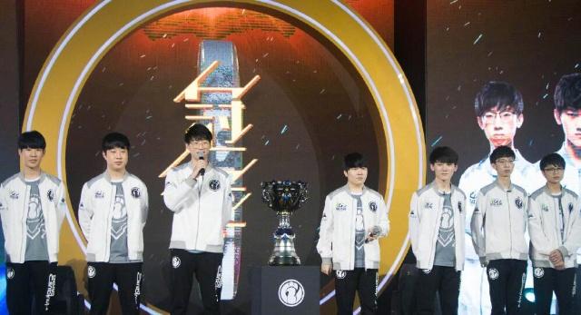 中超转会风向标：侯永永加盟玉昆受阻 海港第五外援浮现.